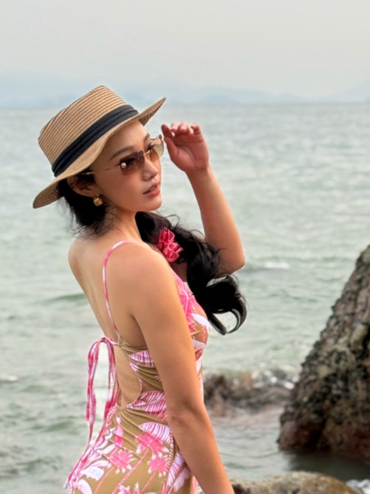 Luxury Rimless Gradient Sunglasses for Women – Chic Summer Eyewear