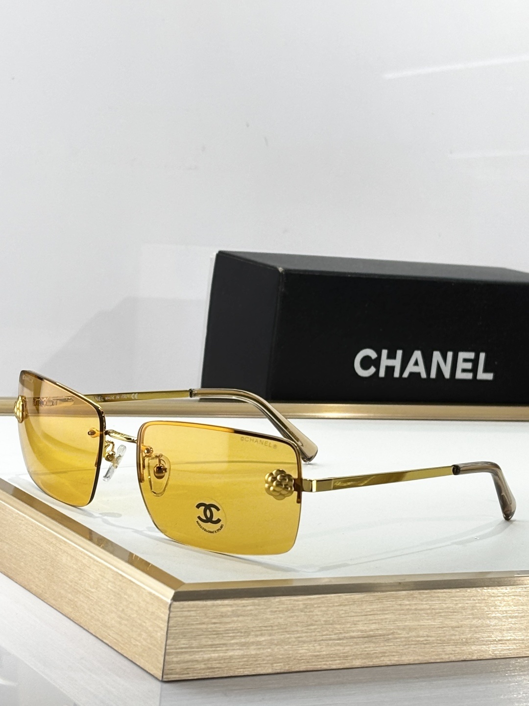 Chanel Camellia Rimless Sunglasses Gradient Lens Luxury Eyewear