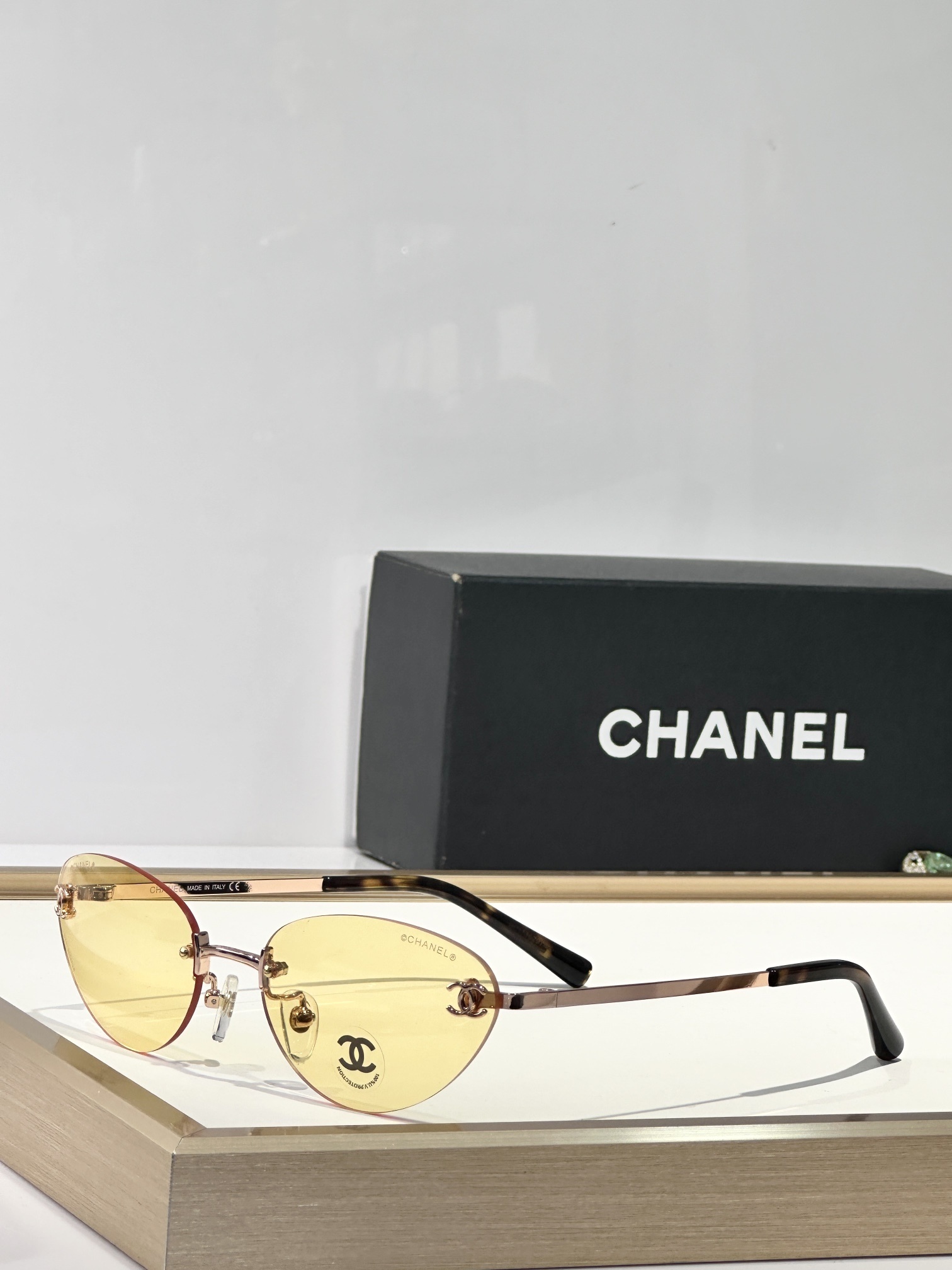 Chanel Luxury Rimless Butterfly Sunglasses – Iconic CC Logo