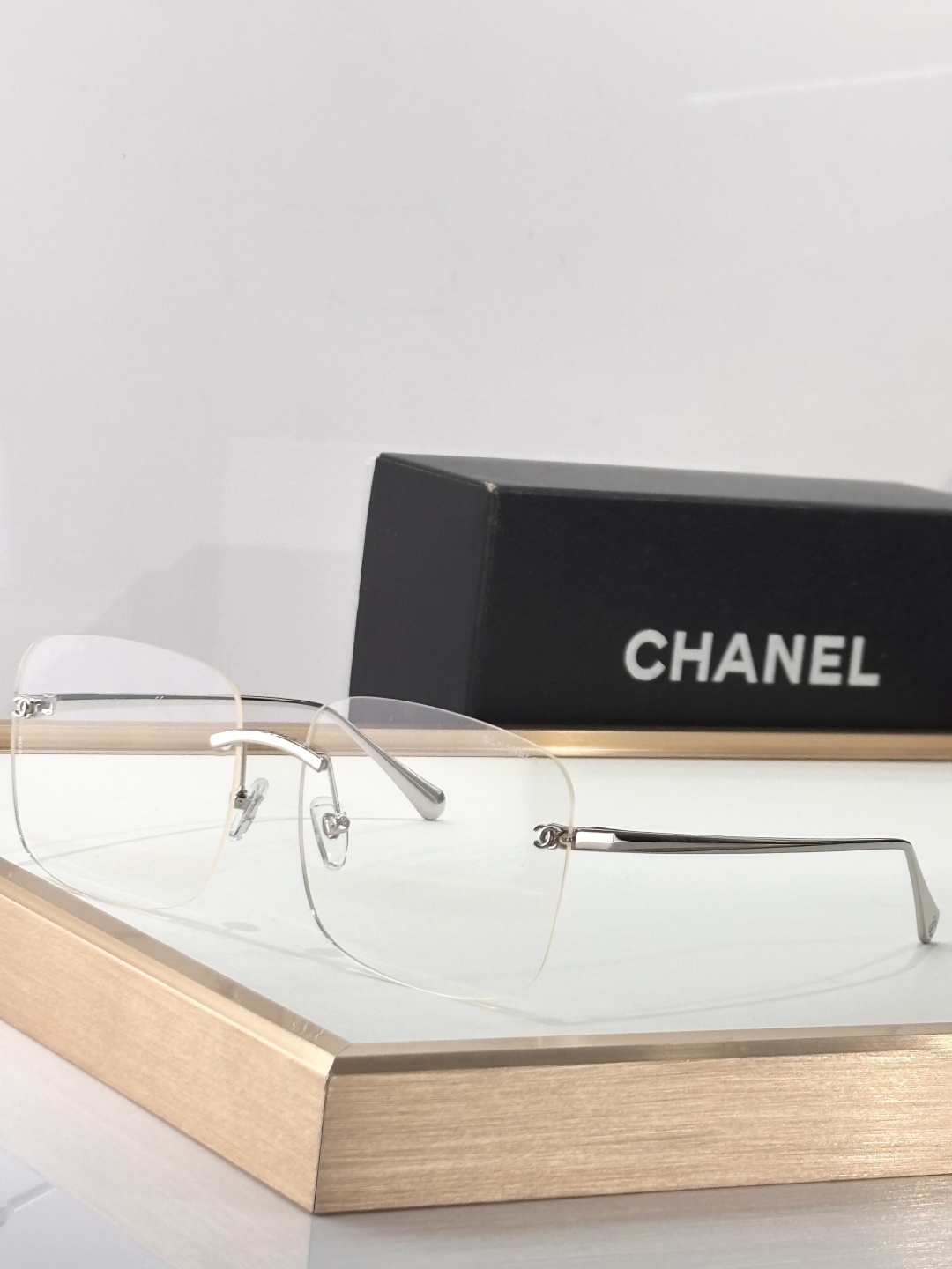 Chanel Luxury Rimless Square Sunglasses – Gradient Fashion Eyewear