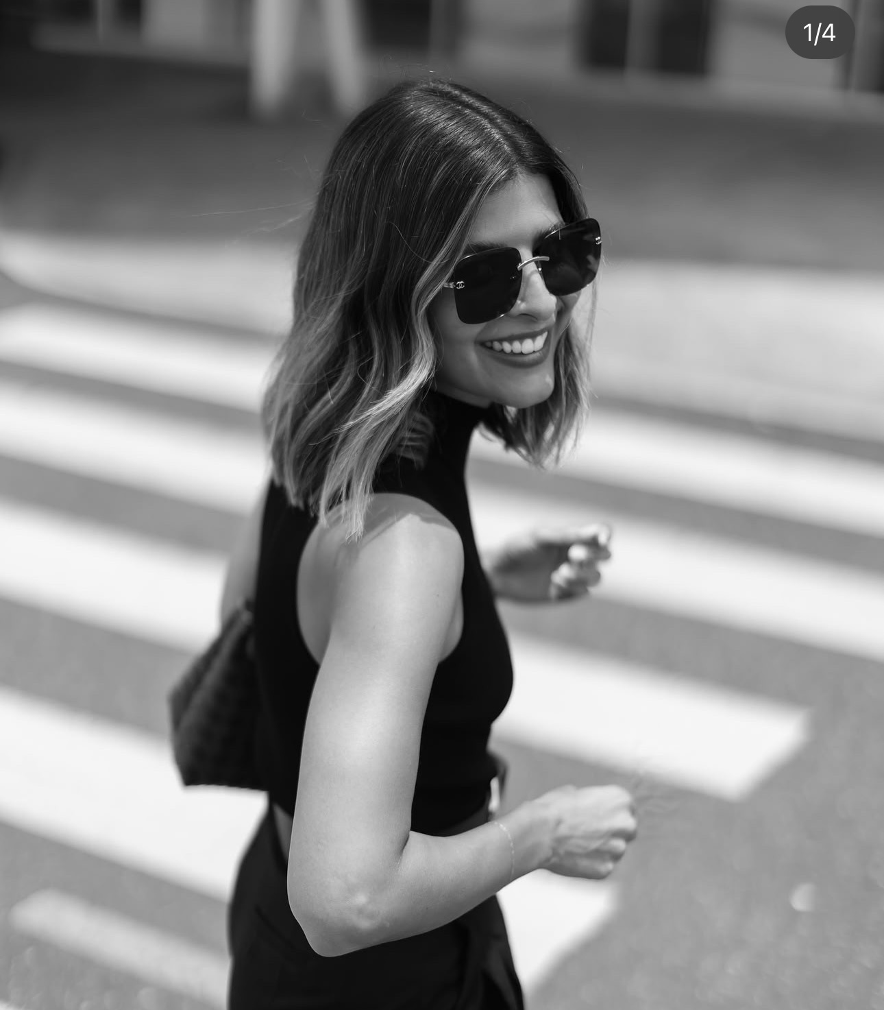 Elegant Black Sleeveless Mock Neck Top – Chic Ribbed Knit Tank