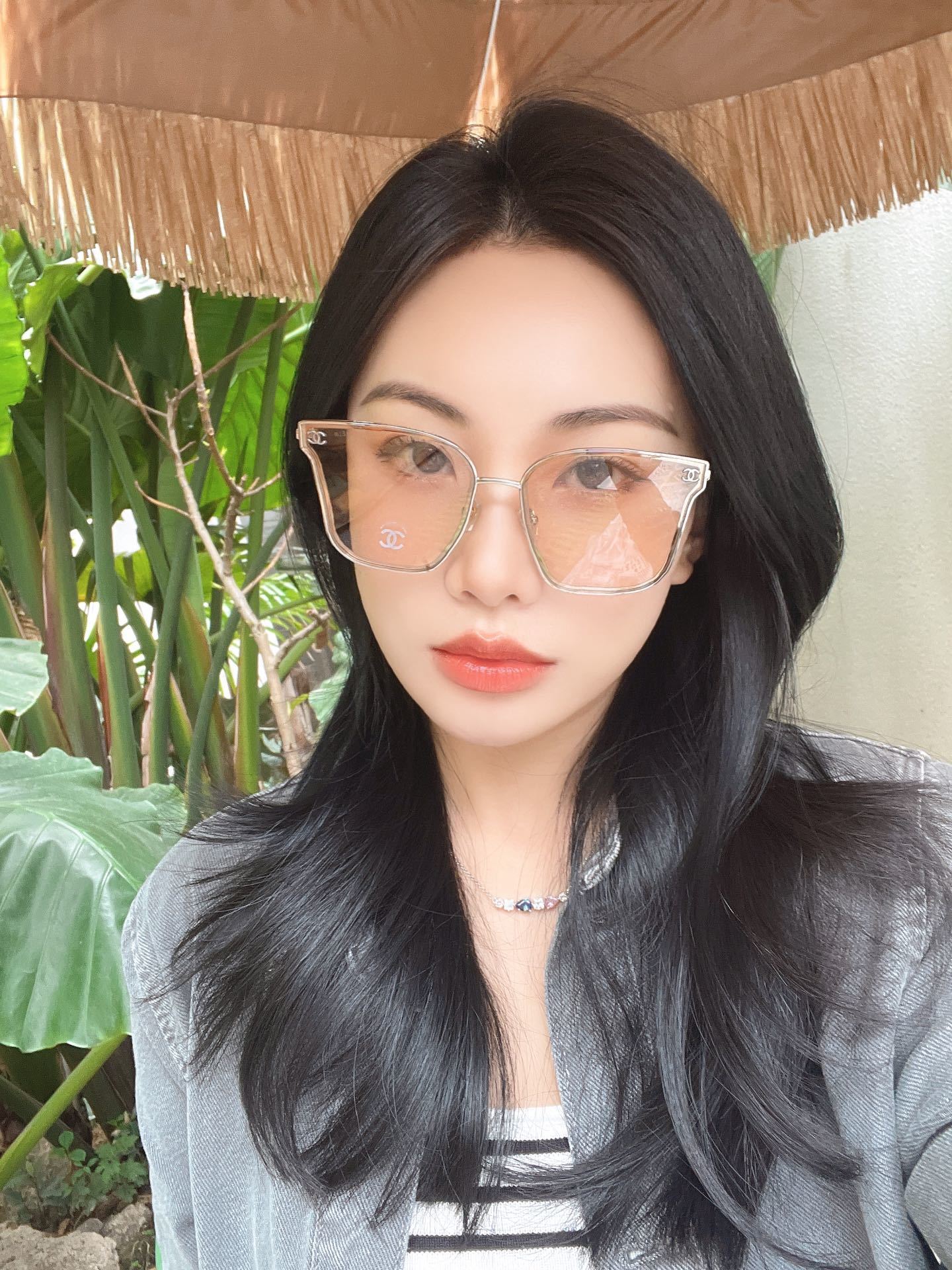 Chanel Pink Square Sunglasses – Gold Frame