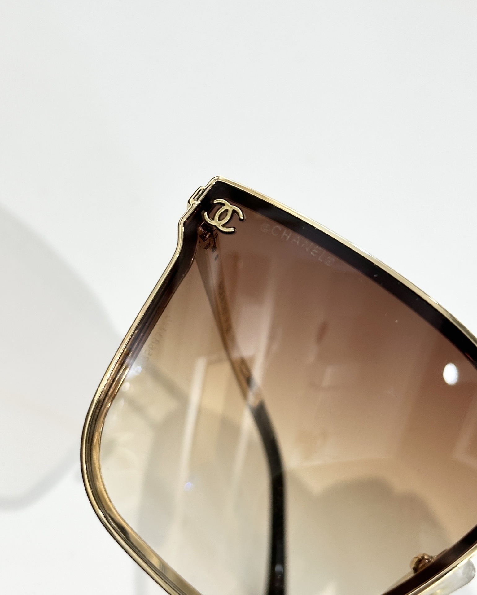 Chanel Luxury Oversized Square Sunglasses – Elegant Women’s Eyewear