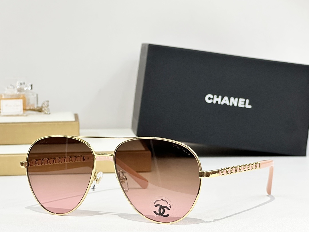 Chanel Aviator Sunglasses: Luxury Pilot Design with Chain Temples