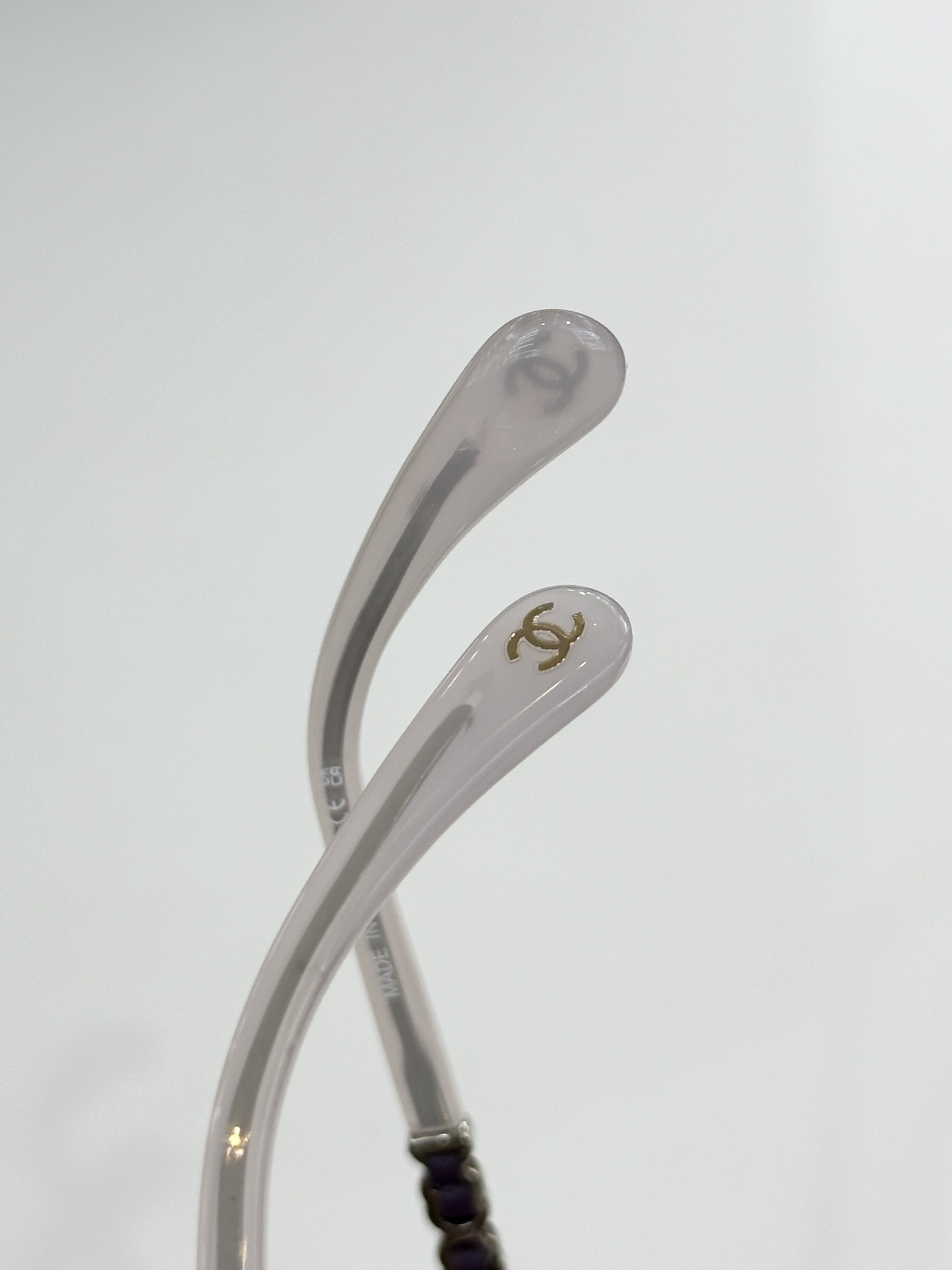 Chanel Luxury Oversized Square Sunglasses – Elegant Chain Temples