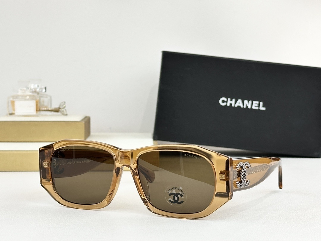 Chanel Luxury Oversized Geometric Sunglasses with Gold CC Logo