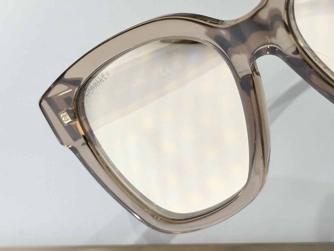 Chanel Light Orange Butterfly Sunglasses – Gold Mirrored Lenses