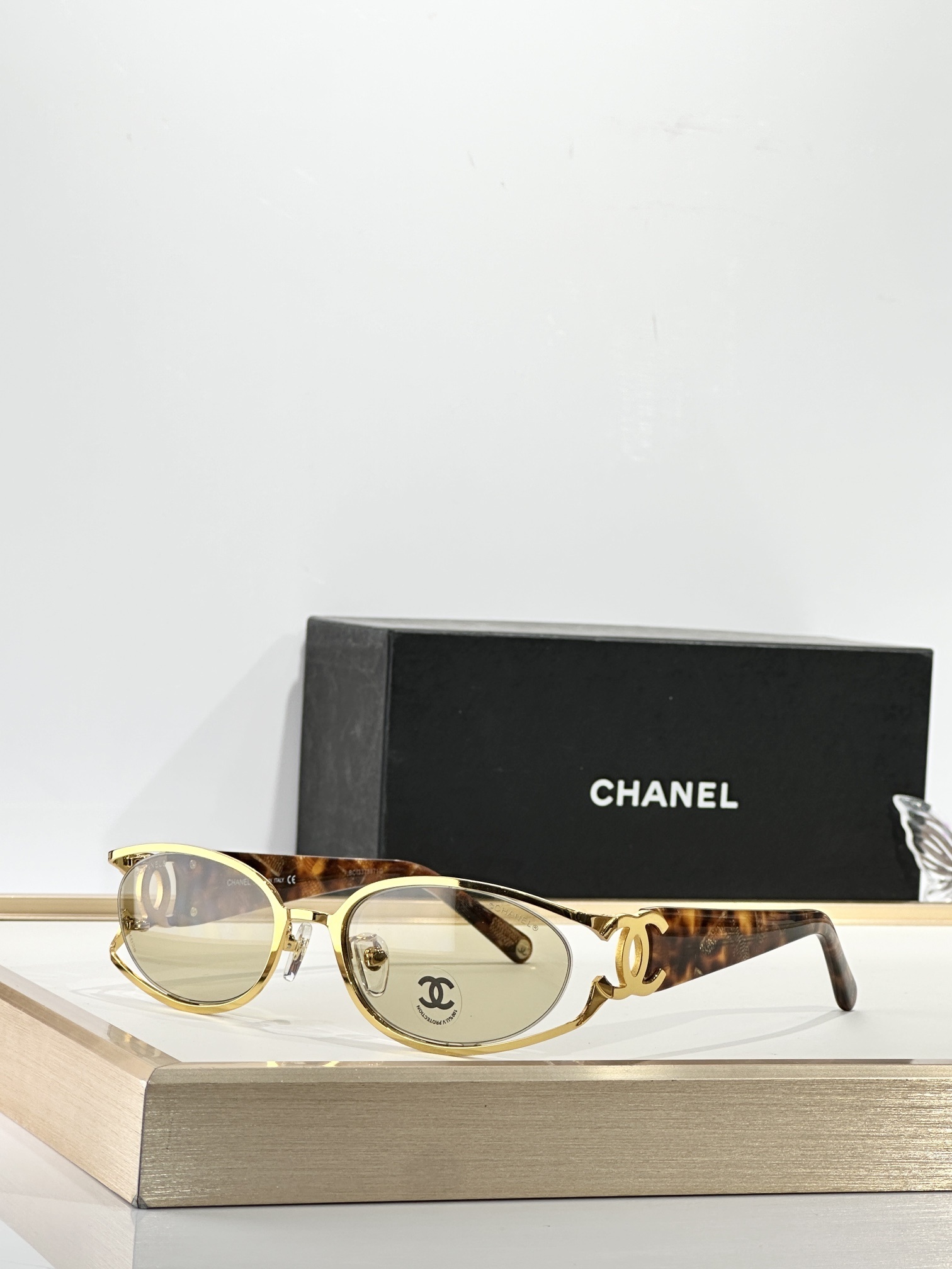 Chanel Vintage Oval CC Logo Sunglasses – Luxury Designer Eyewear