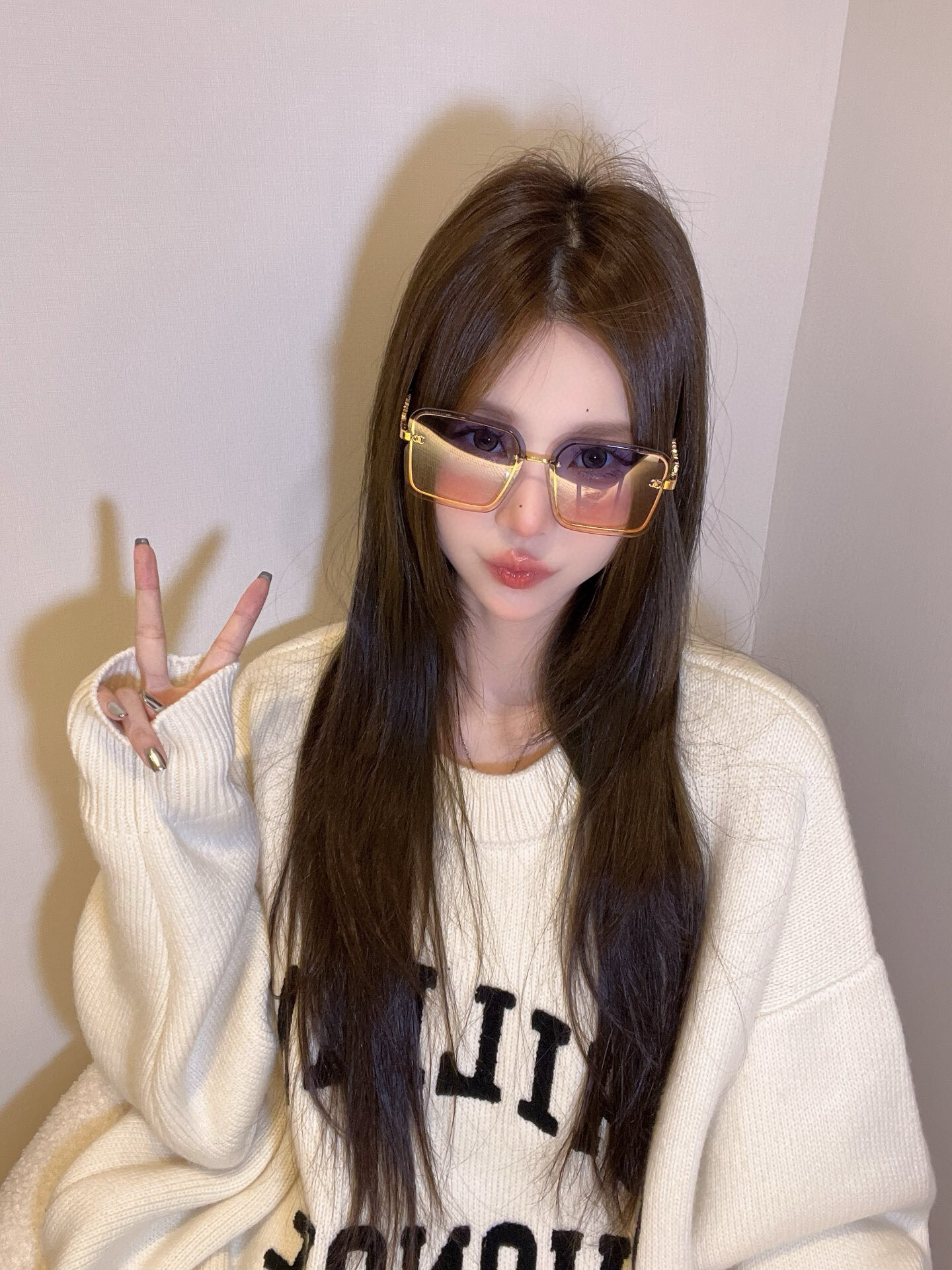 Luxury Women’s Oversized Square Gradient Sunglasses – Gold Details