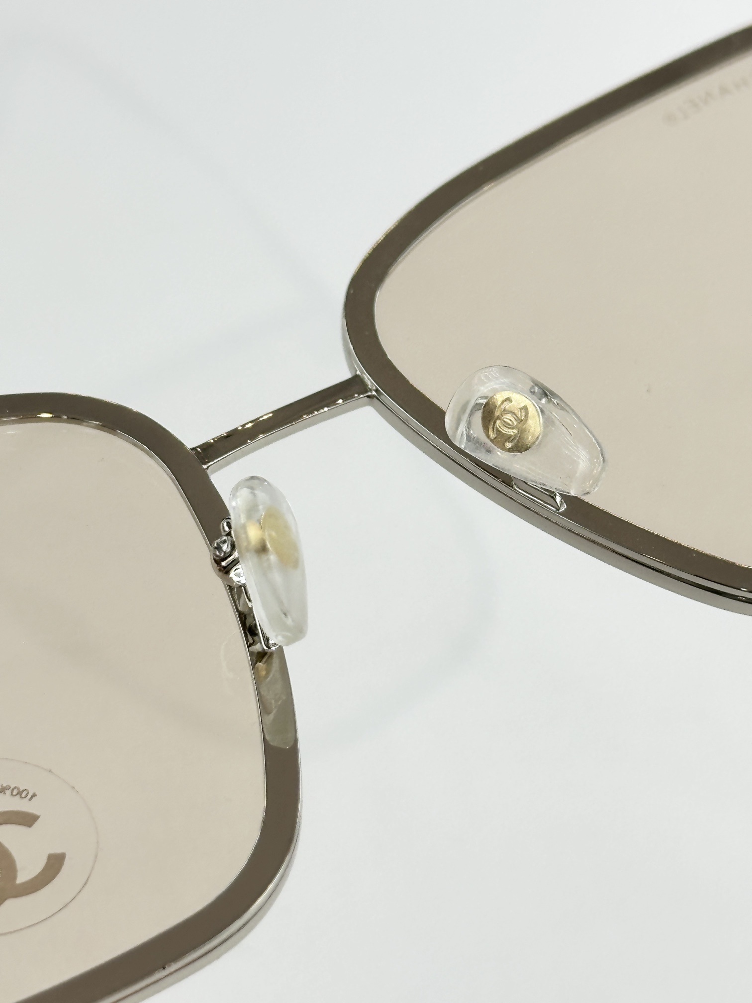 Chanel Elegant Oversized Square Sunglasses – Luxury Metal Frame