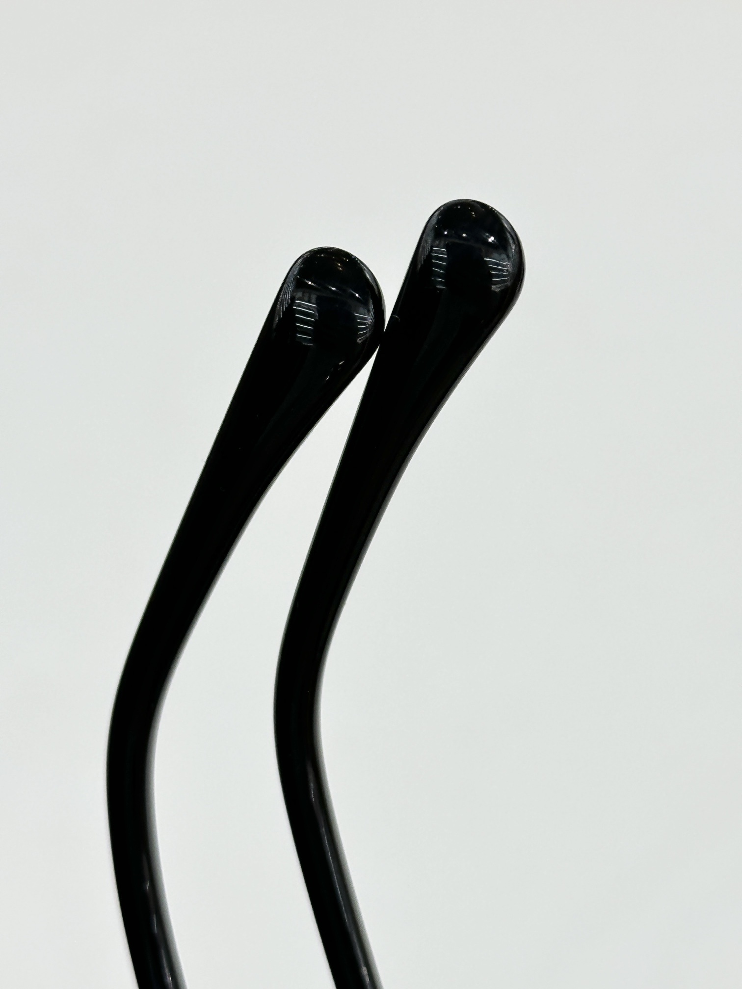 Chanel Elegant Oversized Square Sunglasses – Luxury Metal Frame