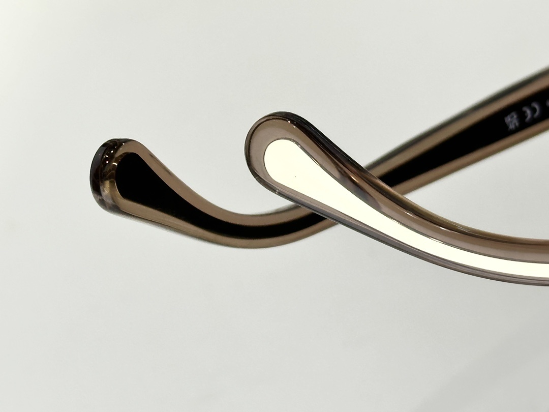 Chanel Luxury Oval Sunglasses – Vintage Inspired Designer Eyewear