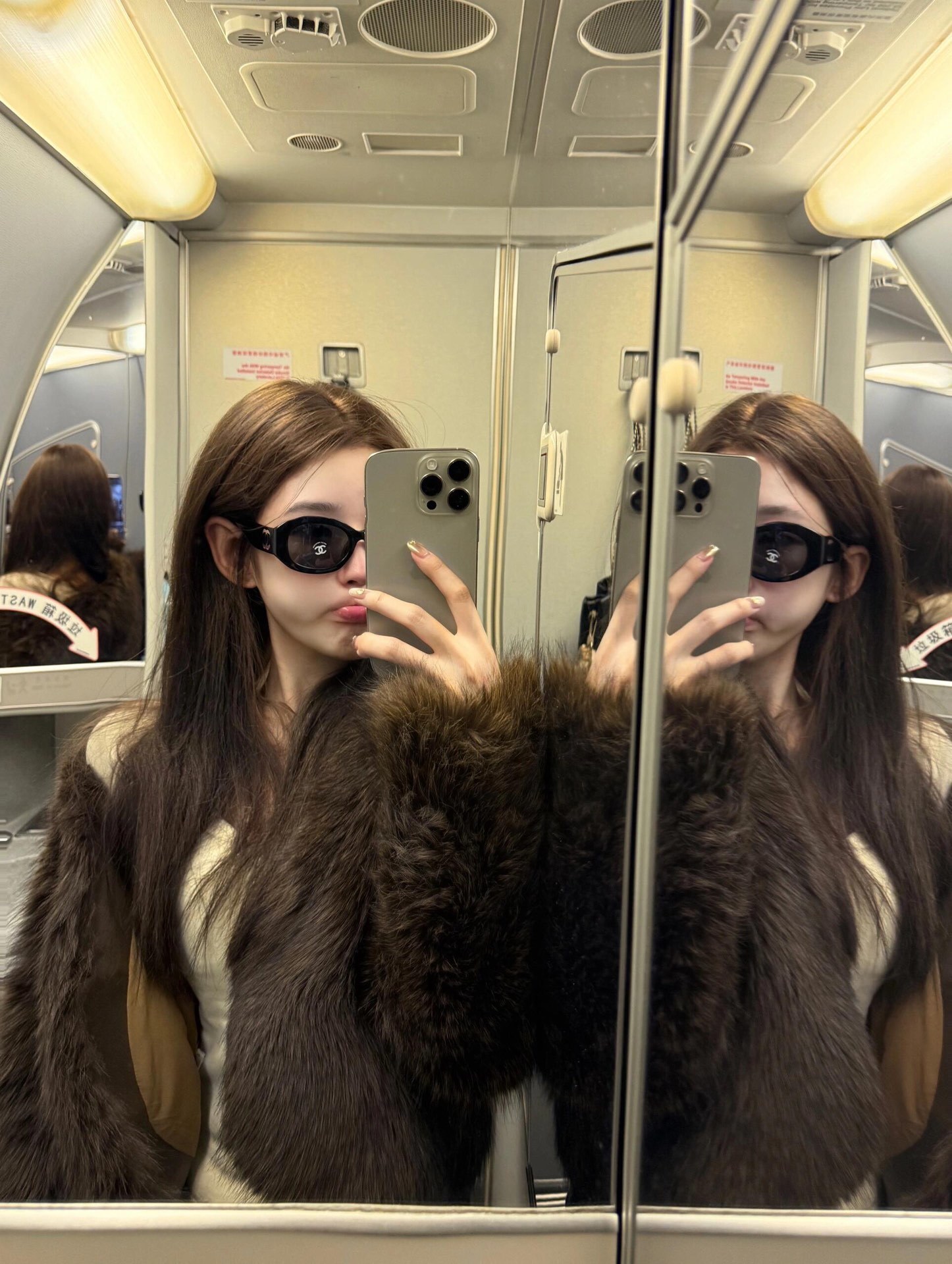 Luxury Vintage Oval Sunglasses for Women – Chic Black Designer Style