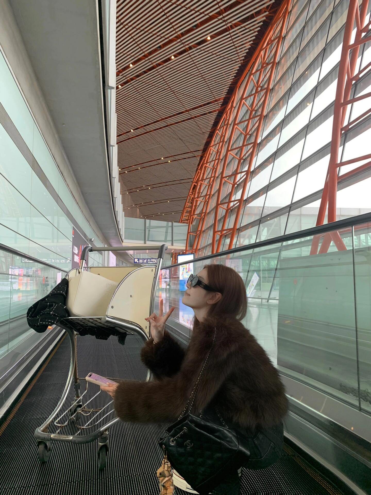 Luxury Vintage Oval Sunglasses for Women – Chic Black Designer Style