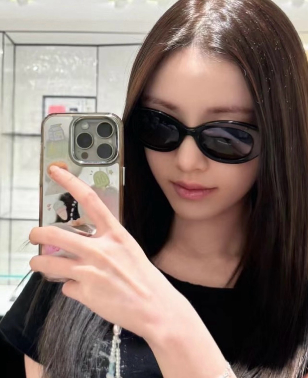 Chic Vintage Oval Sunglasses for Women – Retro Fashion UV400