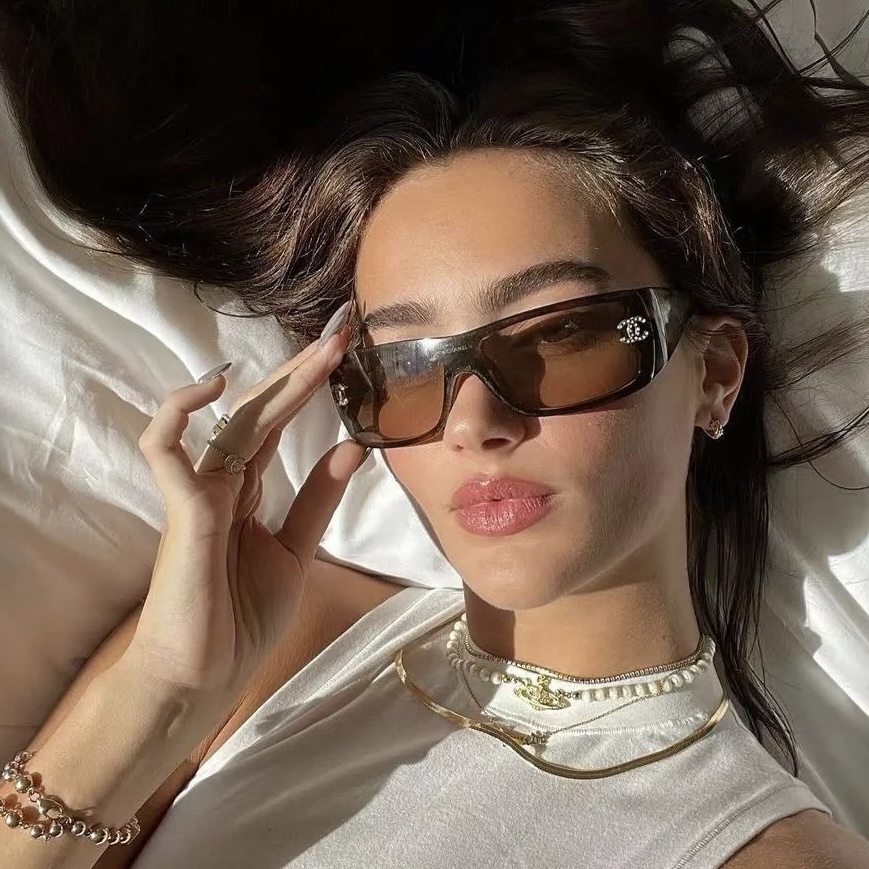 Luxury Oversized Square Sunglasses for Women – Chic Vintage Eyewear