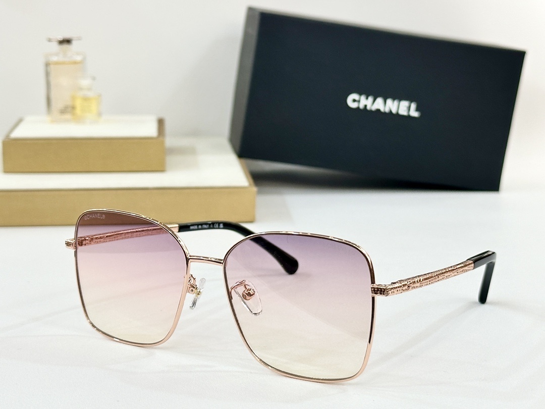 Chanel Luxury Oversized Square Metal Sunglasses – Gradient Lenses