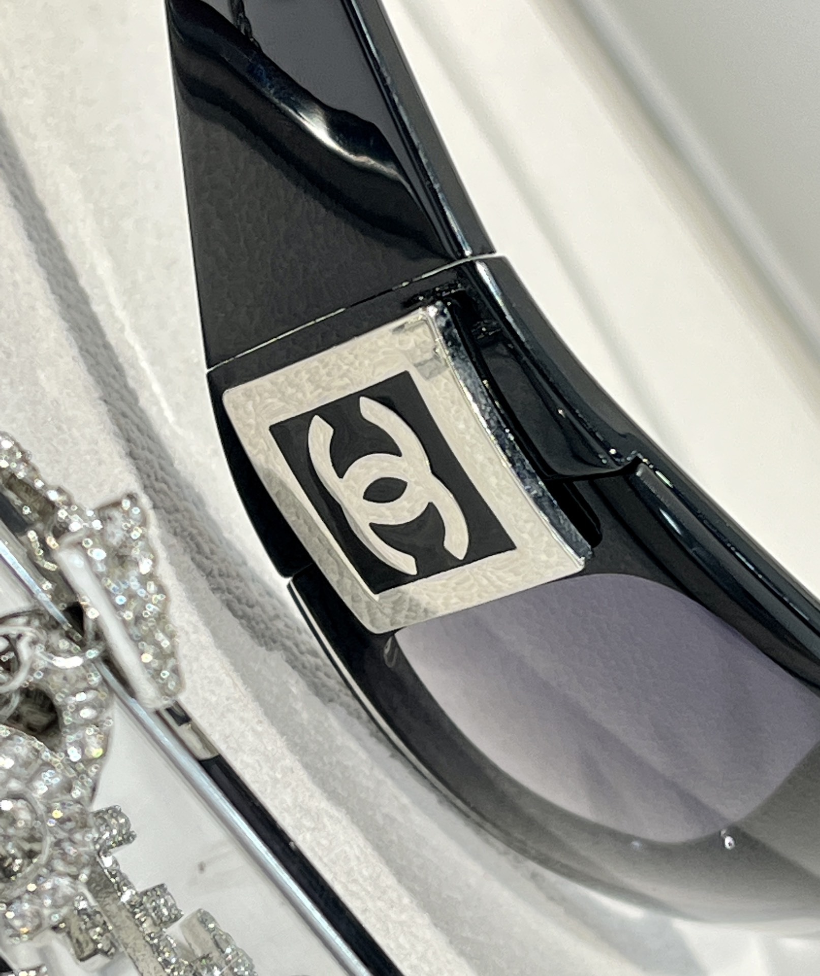 Chanel Luxury Black Shield Sunglasses with Iconic CC Logo Detail