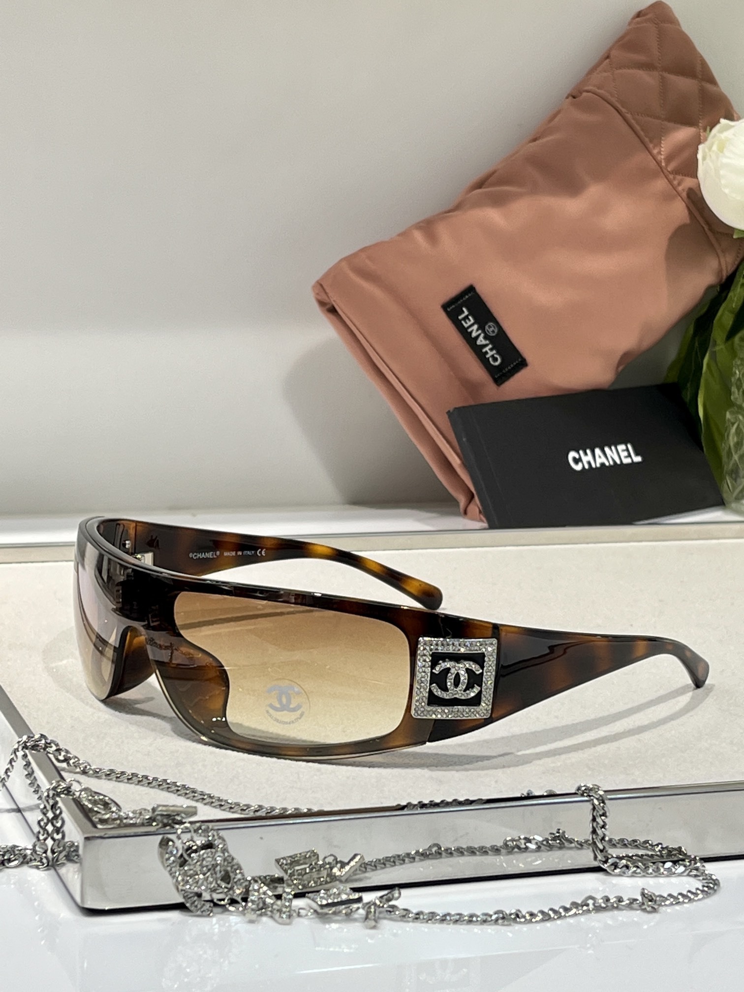 Chanel Brown Tortoise Crystal Sunglasses – Designer Eyewear