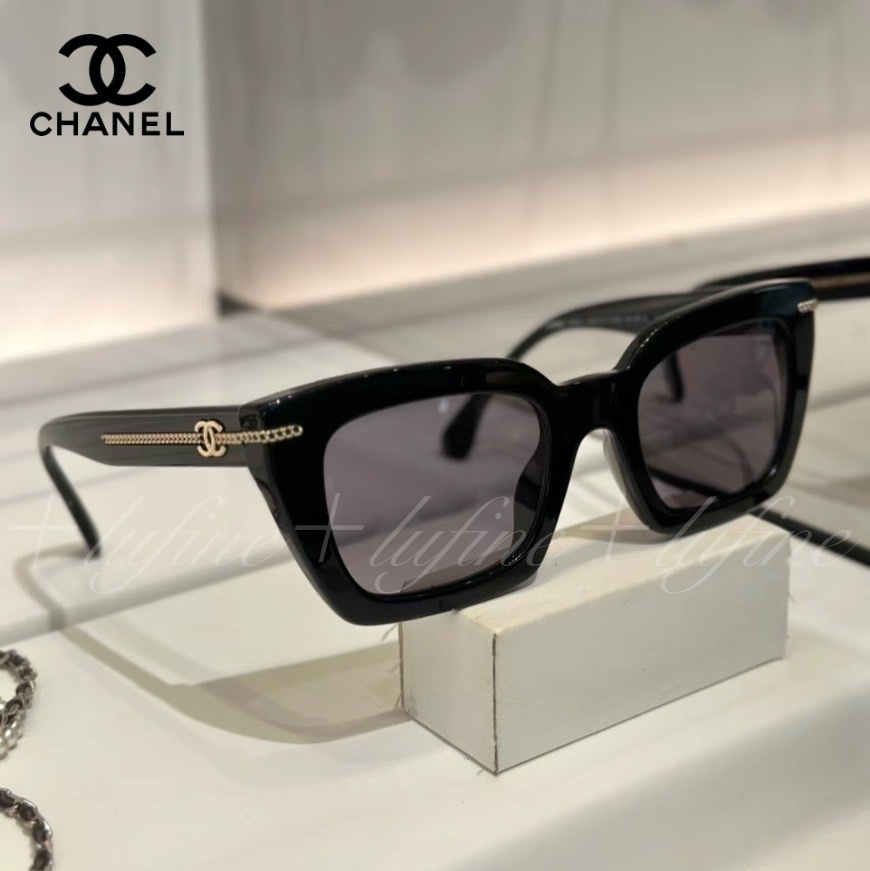 Chanel Luxury Square Sunglasses – Polarized Lenses with CC Chain