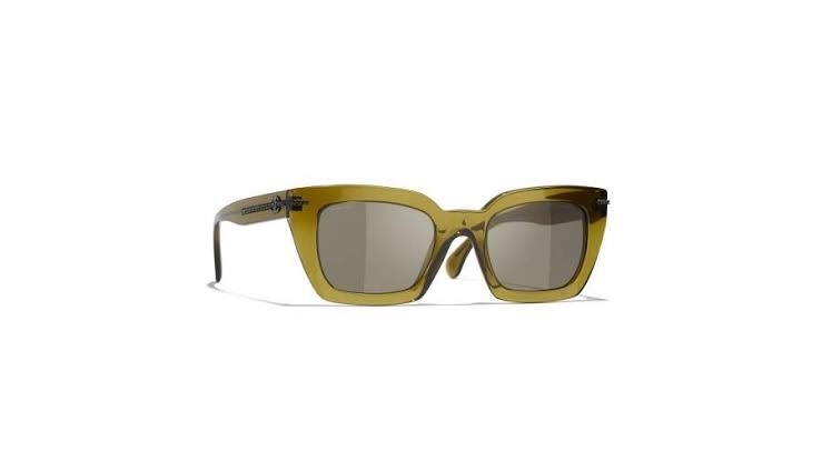 Chanel Luxury Square Sunglasses – Polarized Lenses with CC Chain