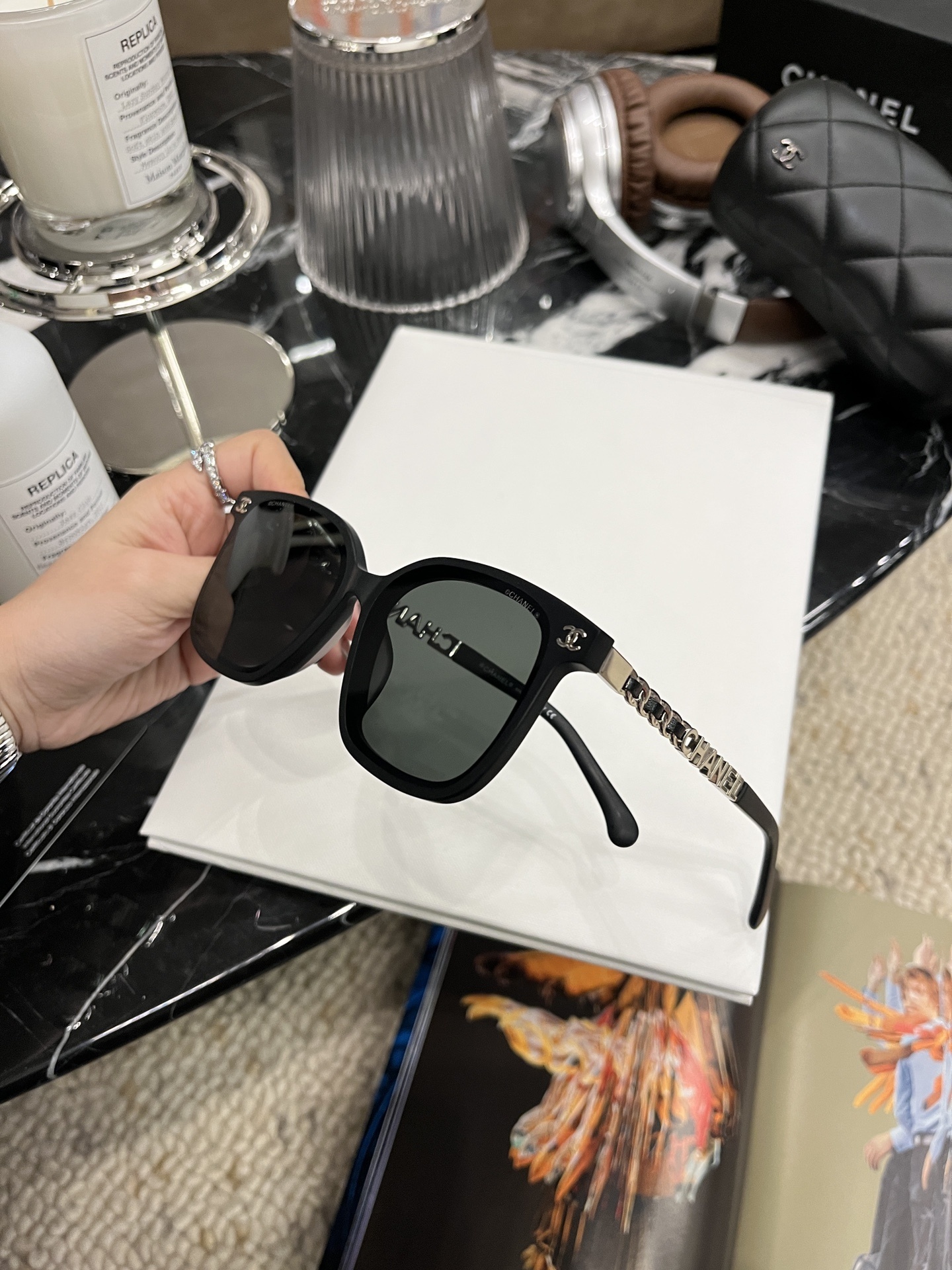 Luxury Women’s Oversized Square Sunglasses – Matte Black Designer Style