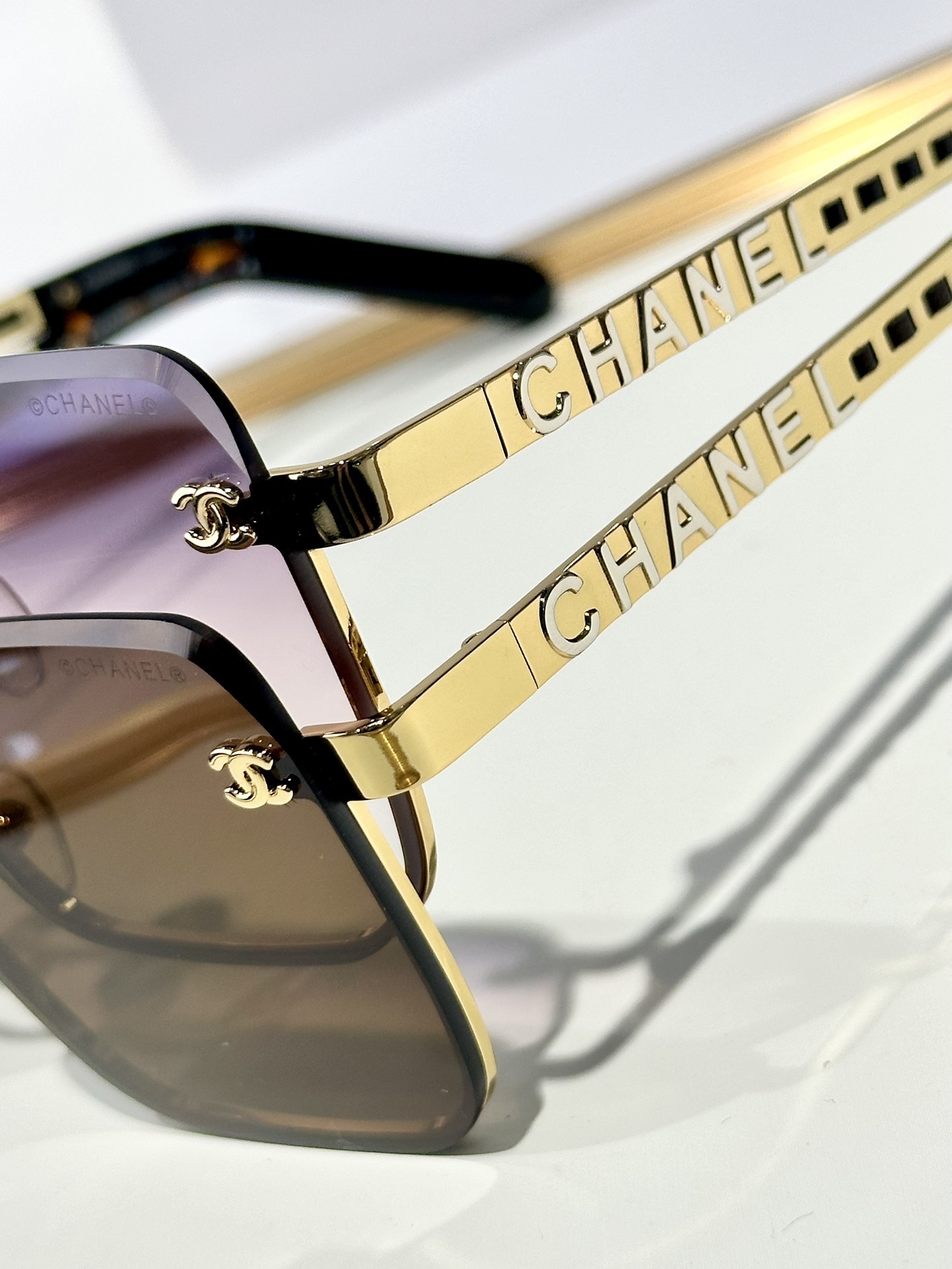 Chanel Square Rimless Sunglasses – Luxury Gradient Lens Eyewear