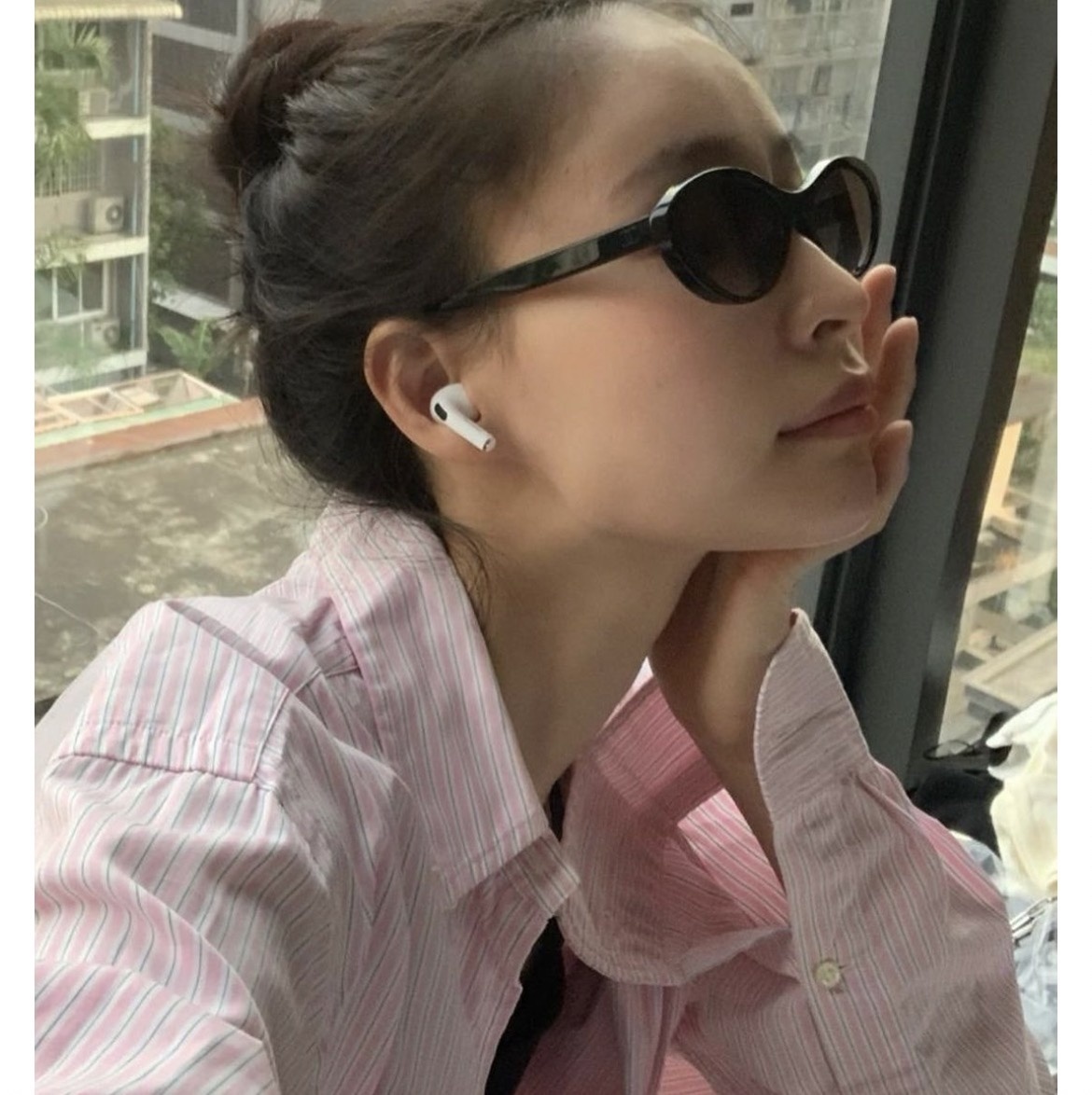 Retro Oval Sunglasses – Stylish Cat Eye Eyewear for Men & Women