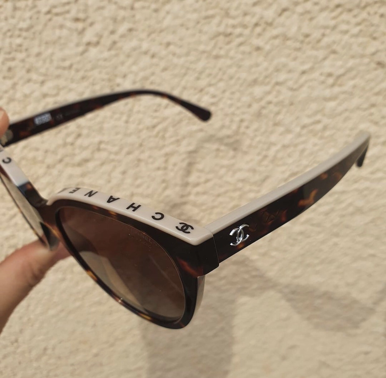 Chanel Tortoiseshell Polarized Sunglasses – Luxury Women’s Eyewear