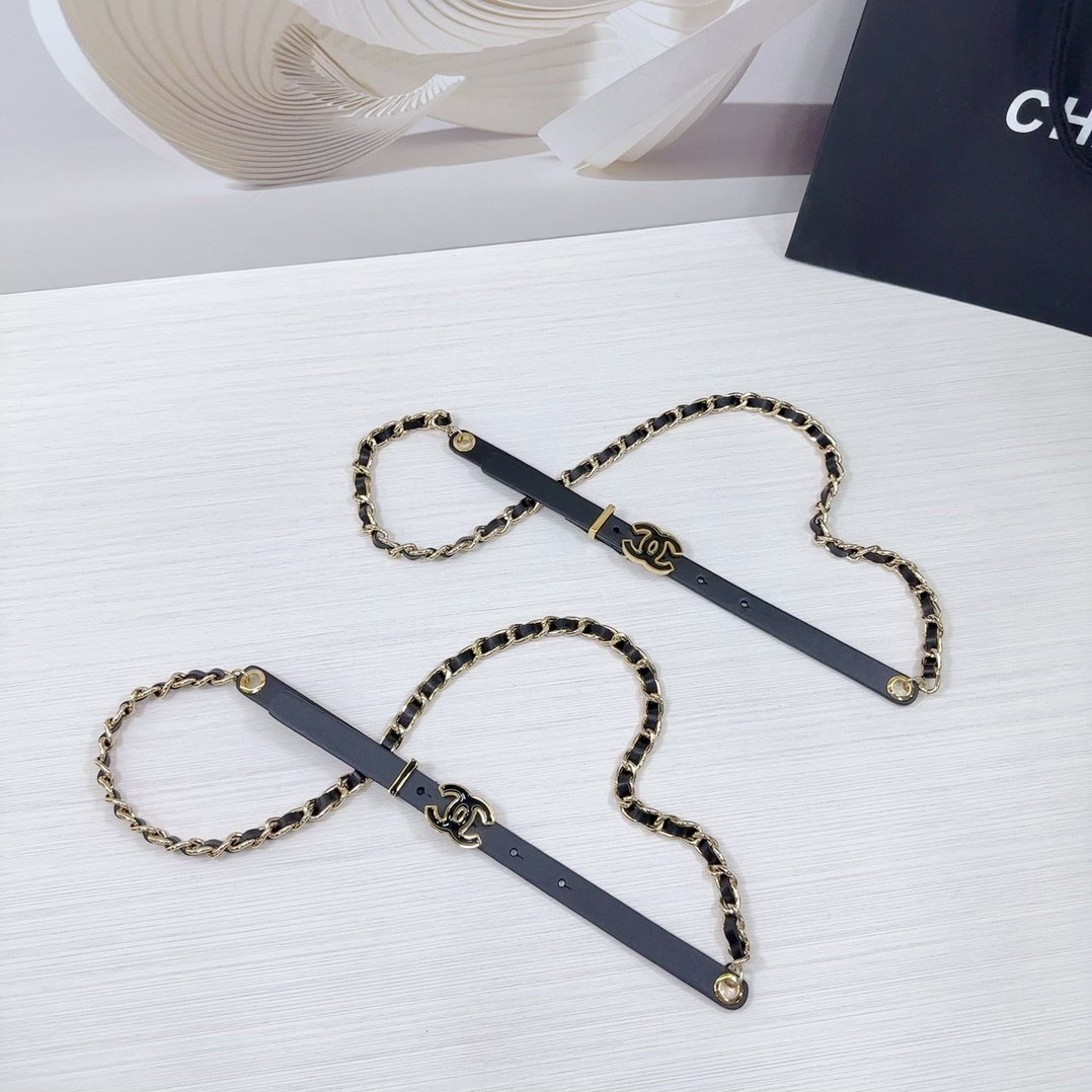 Luxury CC Logo Chain Belt - Elegant Gold & Leather Waist Accessory