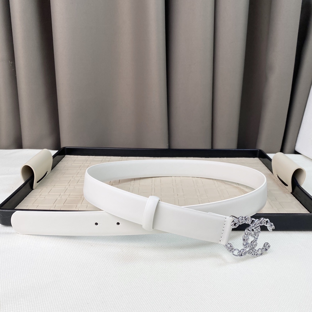 Luxury White Leather Belt with Crystal CC Buckle