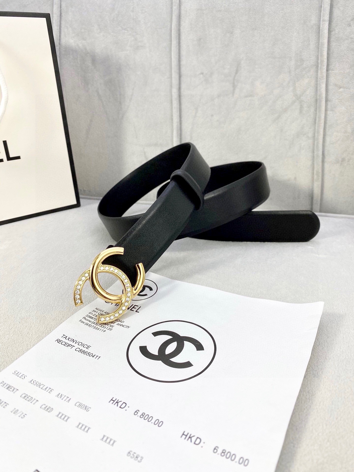 Luxury Black Leather Belt with Crystal Gold CC Buckle