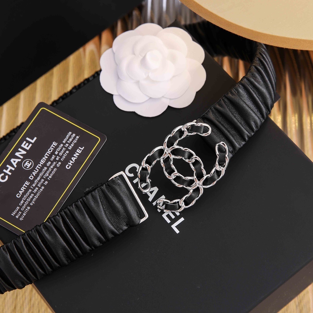 Chanel Ruched Leather Belt with Silver-Tone CC Chain Buckle