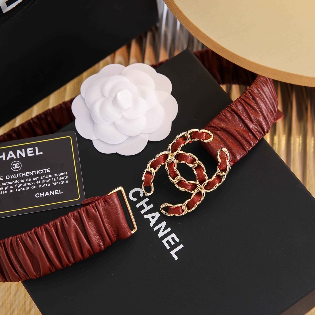 Chanel Ruched Leather Belt with Gold CC Interwoven Buckle - Burgundy