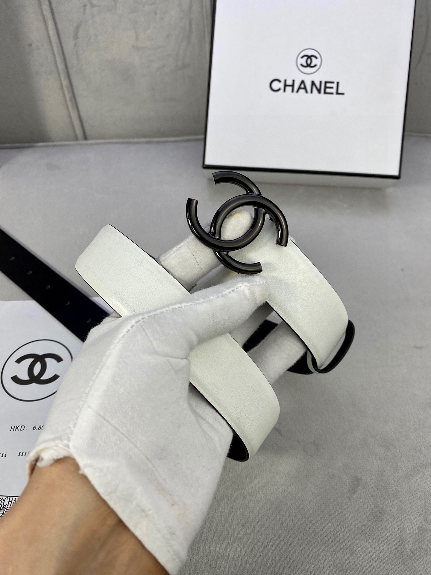 Luxury Chanel White Leather Belt with Black CC Buckle