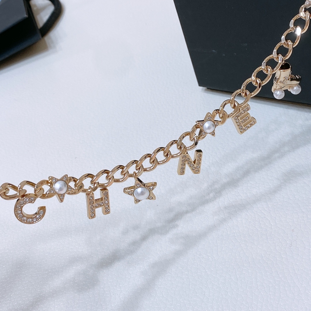 Luxury Gold Chain Belt with Pearl Stars and Logo Letter Charms