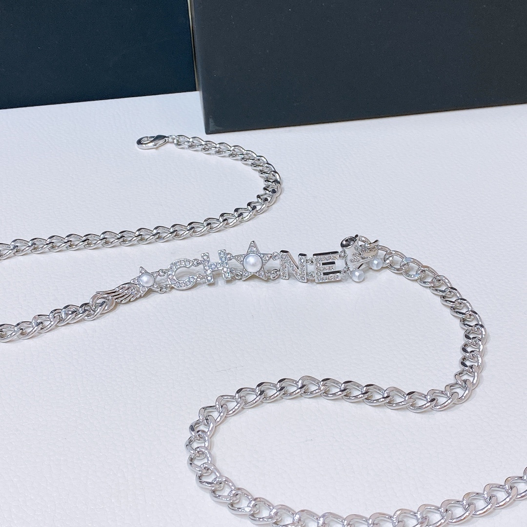 Luxury Silver Chain Belt with Crystal Stars and Pearls