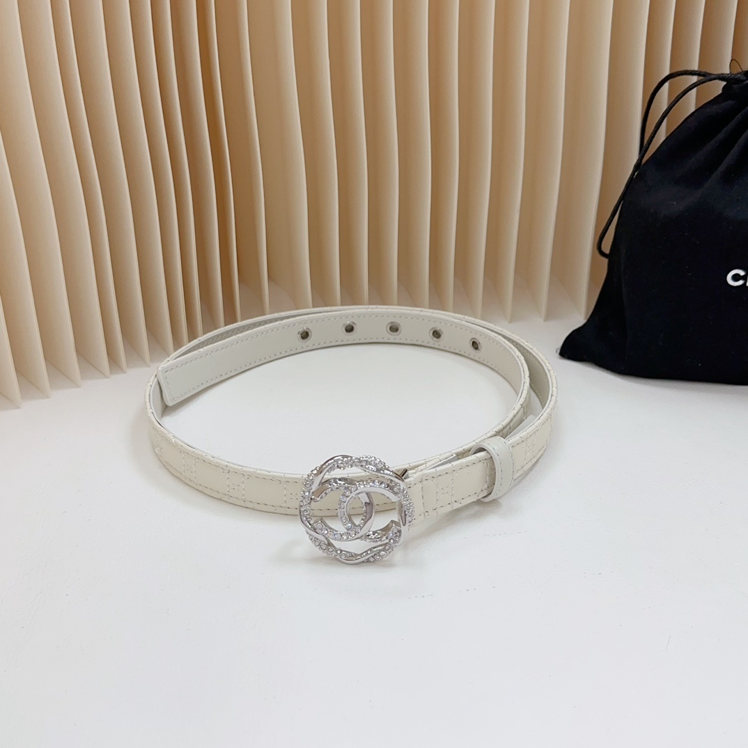 Luxury White Quilted Leather Belt with Crystal Double C Buckle