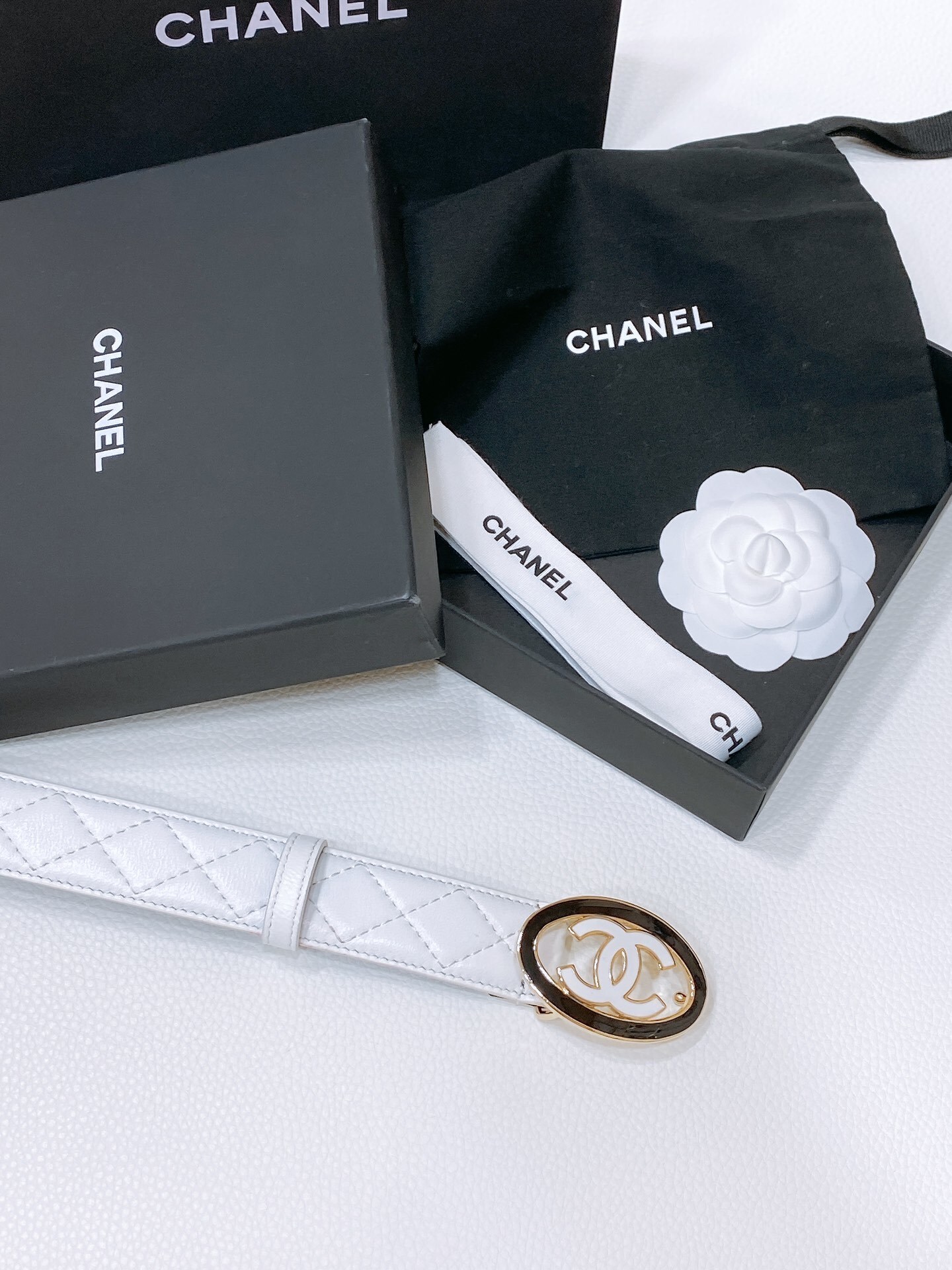 Chanel White Quilted Leather Belt with Gold Oval CC Buckle
