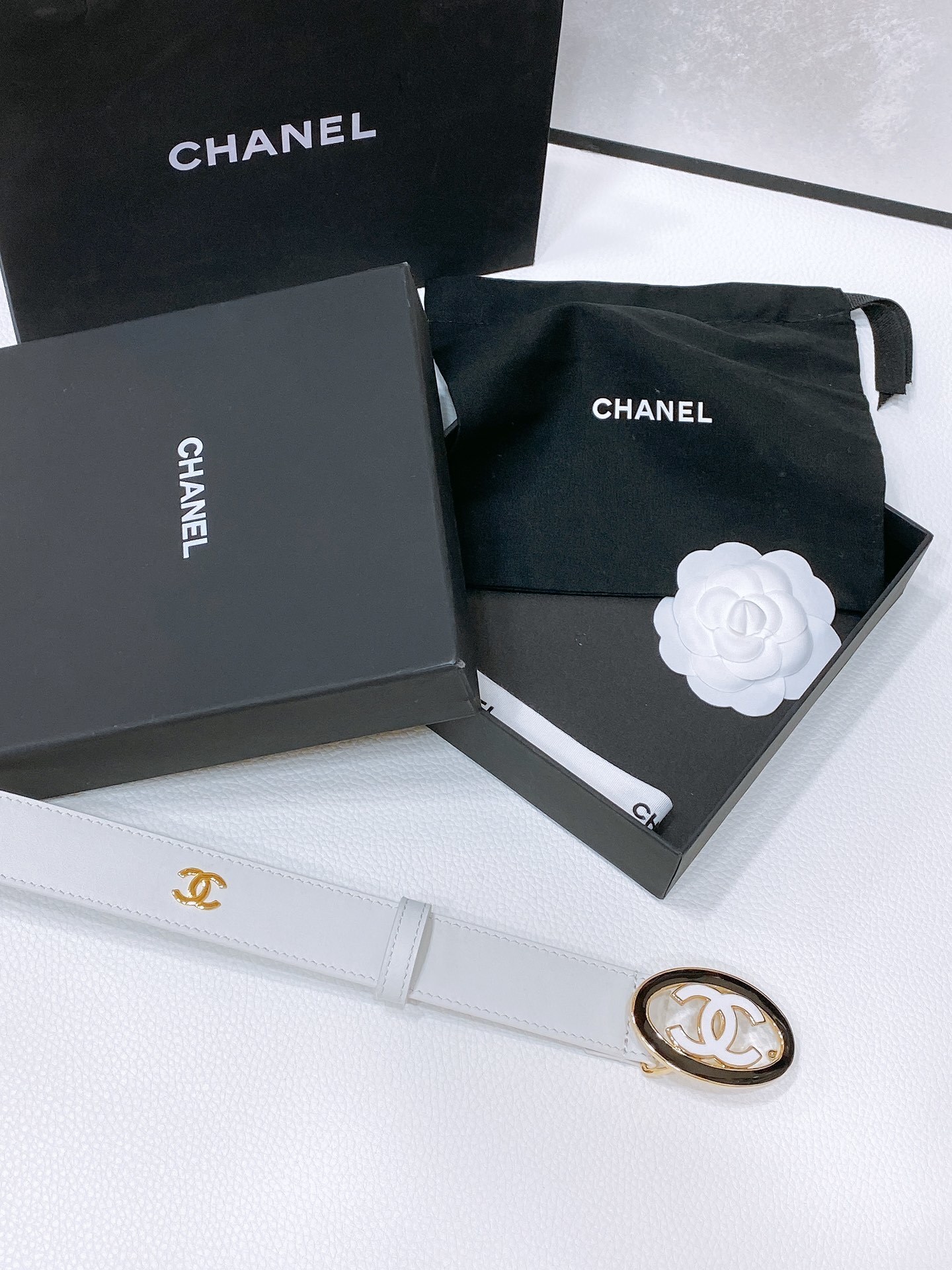 Luxury White Leather Belt with Gold CC Logo Buckle