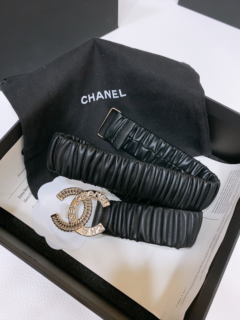 Luxury Ruched Leather Belt with Crystal Gold CC Buckle