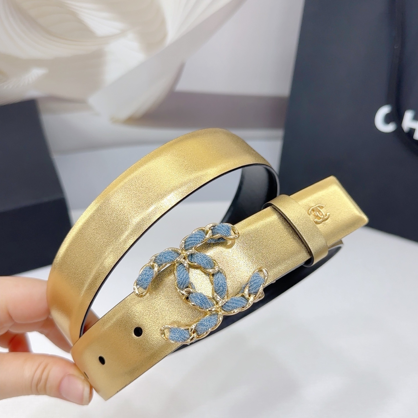 Luxury Gold Leather Belt with Denim Intertwined CC Buckle