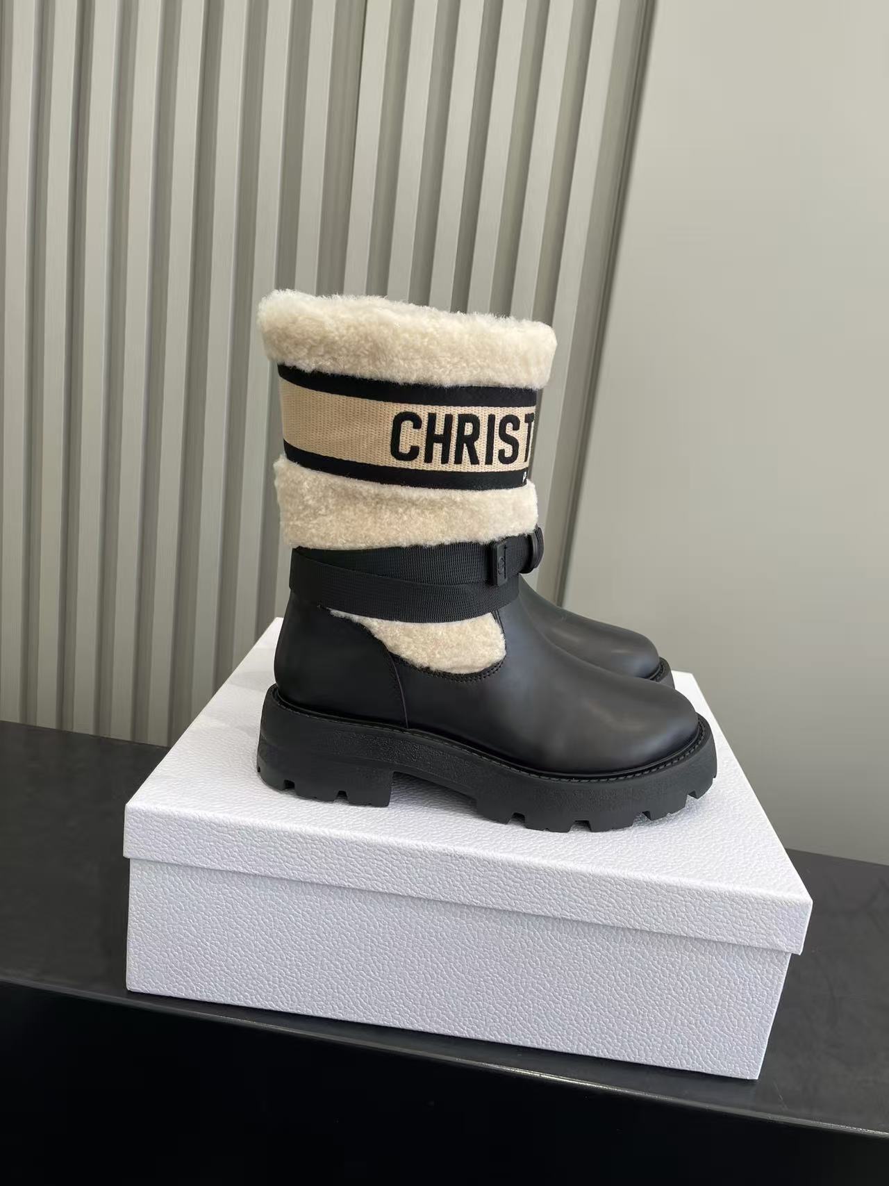 Dior Black Leather Shearling Boots christian - Dior Black Leather