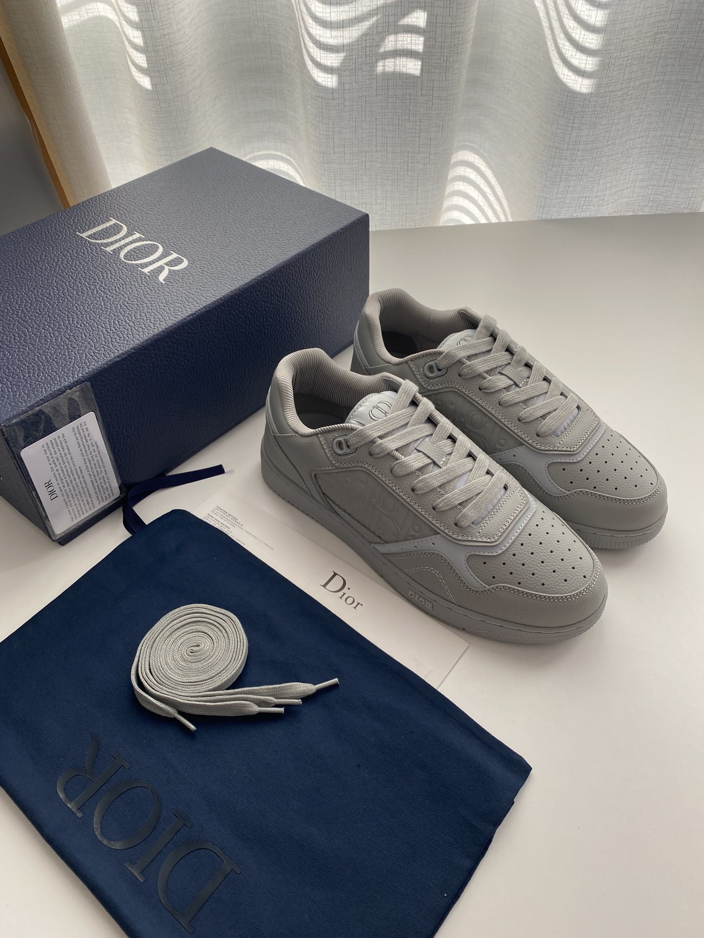 low Dior Gray Leather CD Diamond Sneakers - Dior Gray Leather CD