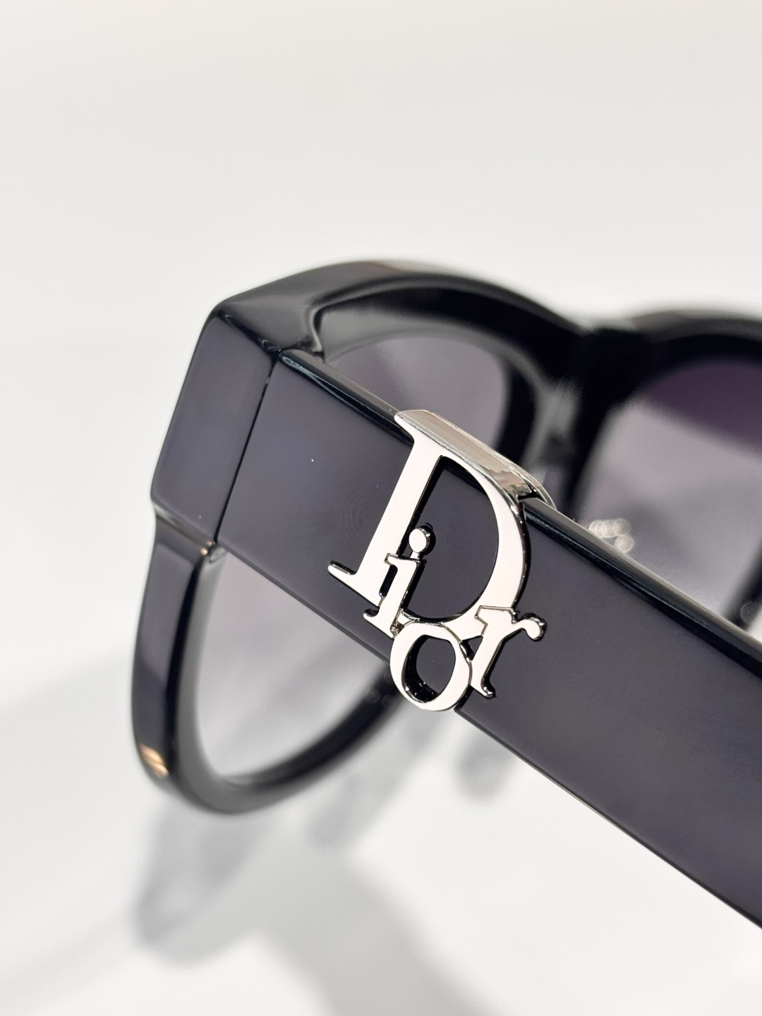Dior DiorOblique S4F Rectangular Sunglasses – Luxury Men’s Eyewear