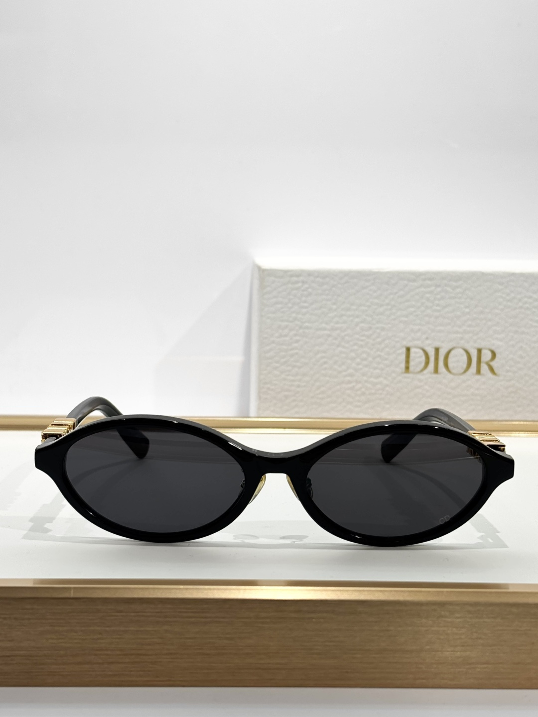 DiorTreasure R1I Glittery Black Oval Sunglasses – Luxury Eyewear
