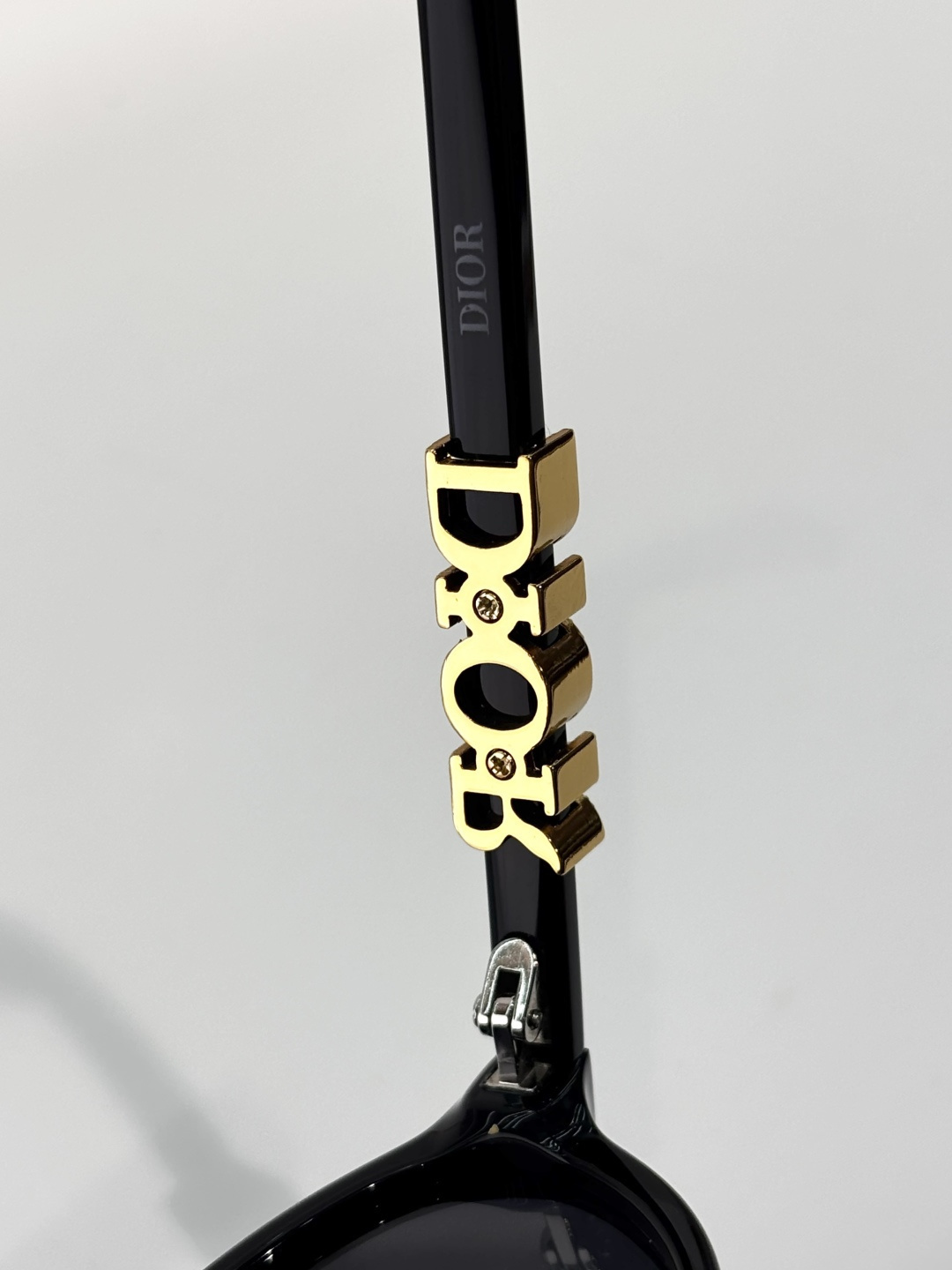 DiorTreasure R1I Glittery Black Oval Sunglasses – Luxury Eyewear