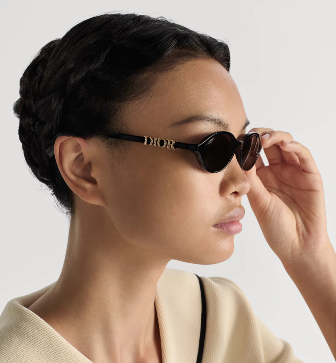 Dior Lady 95.22 S2I Oval Sunglasses – Black & Gold Luxury
