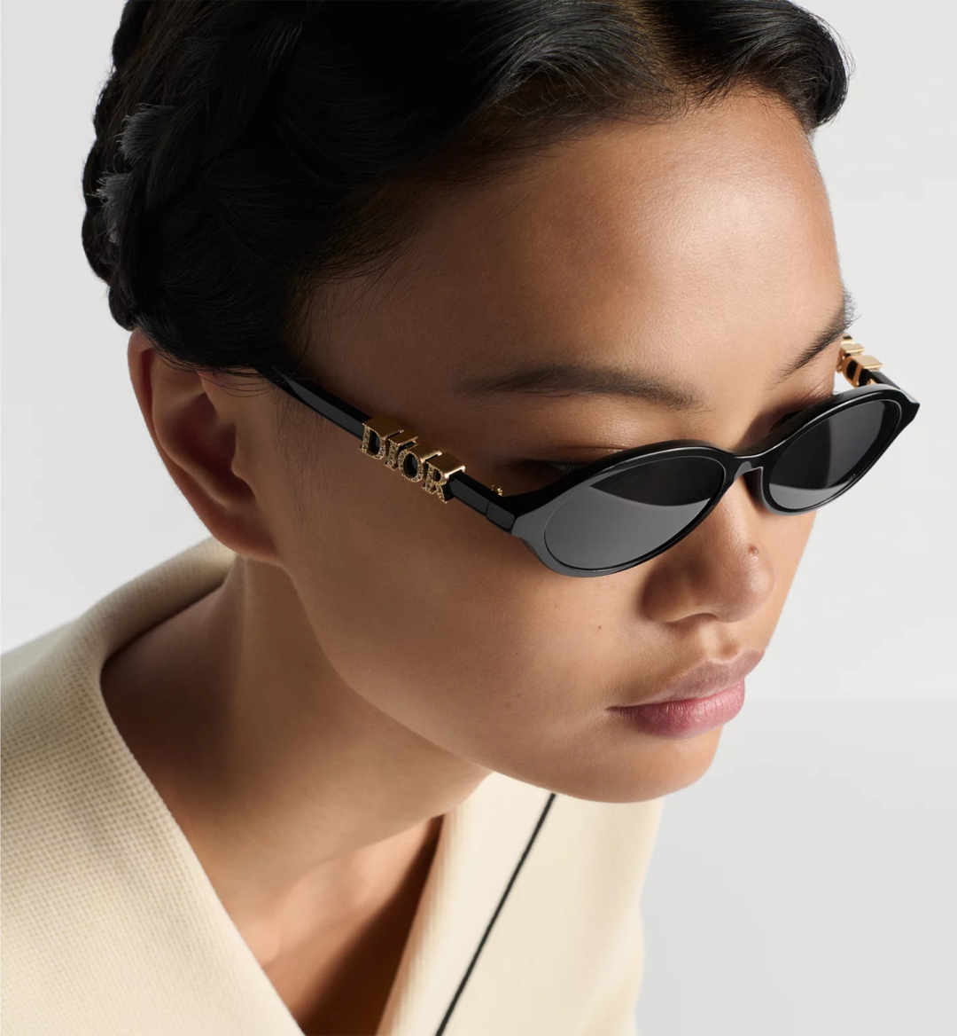 Dior Lady 95.22 S2I Oval Sunglasses – Black & Gold Luxury