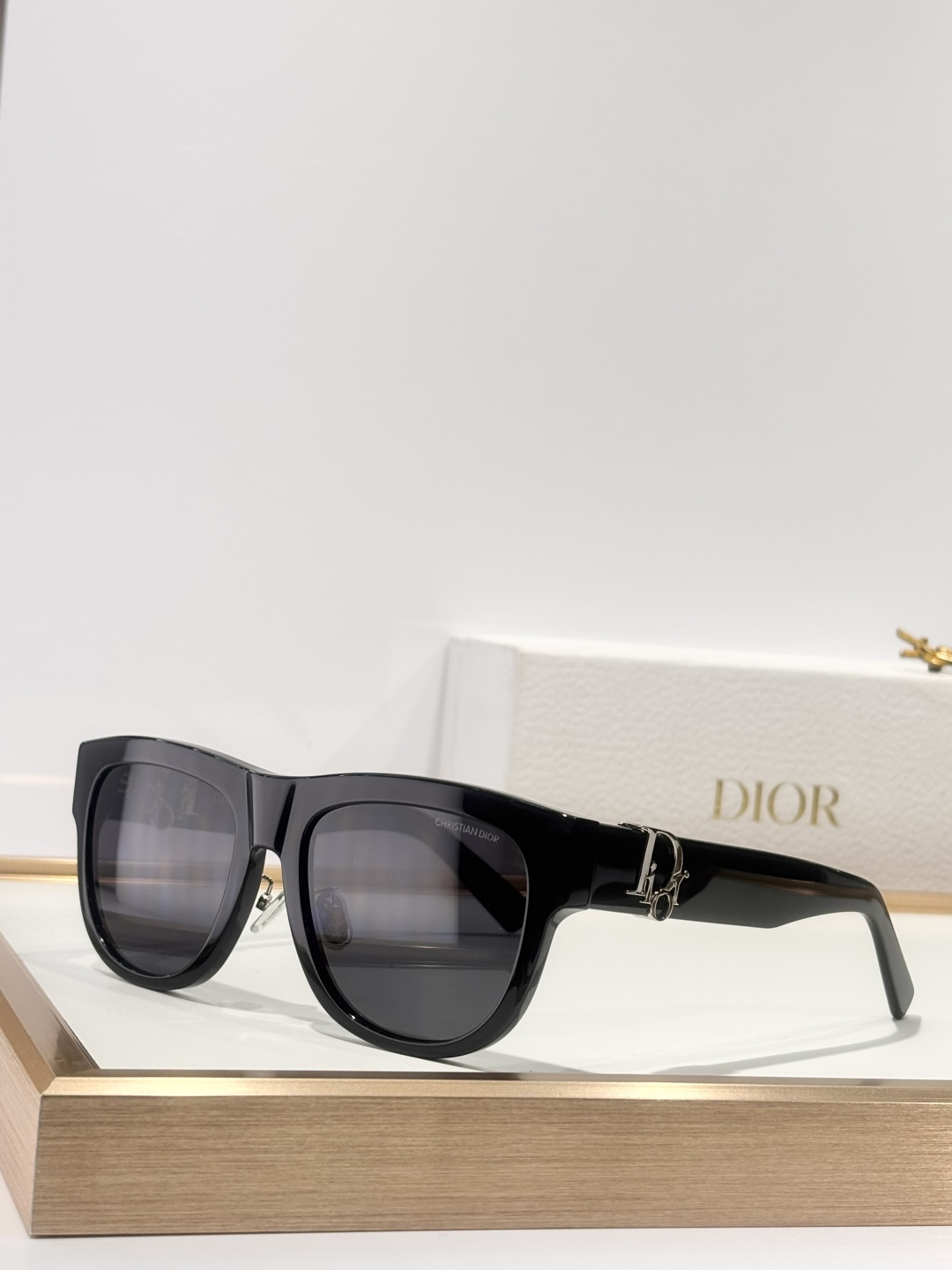 Dior Black Rectangular Frame Sunglasses